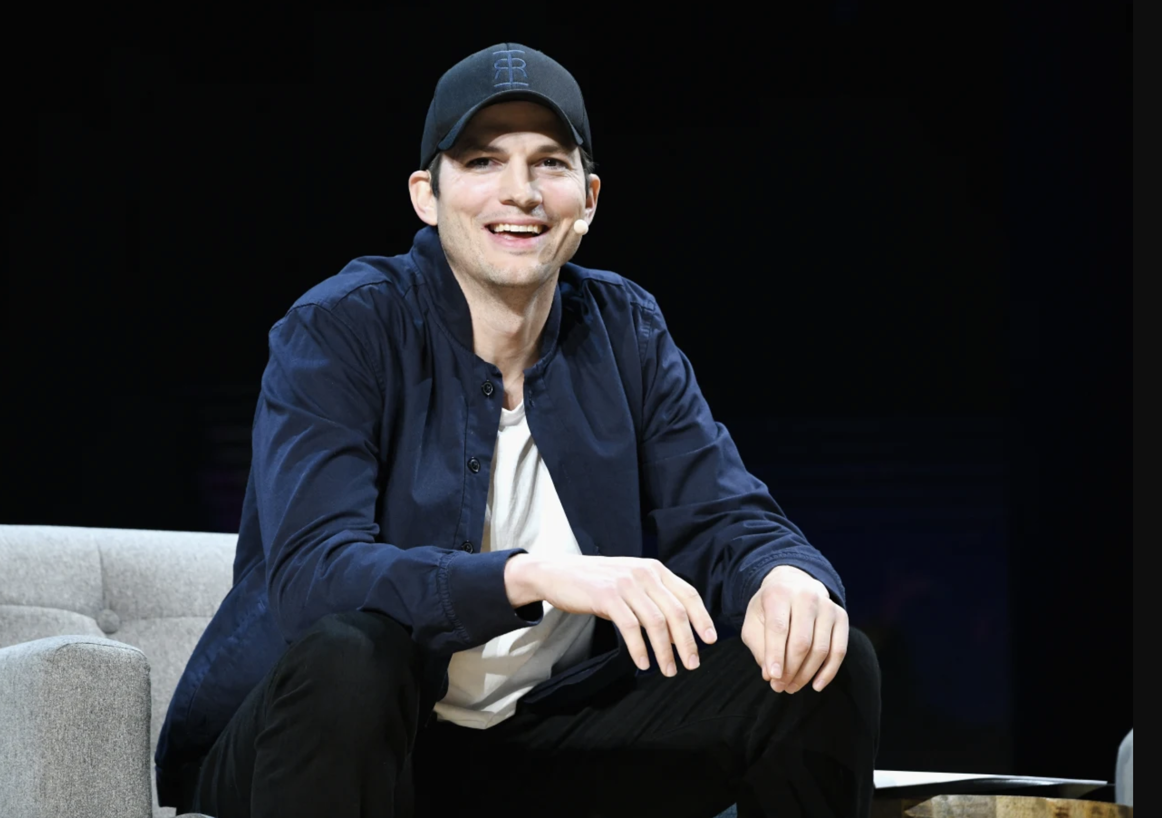 Ashton Kutcher’s Net Worth in 2022 – Find Out